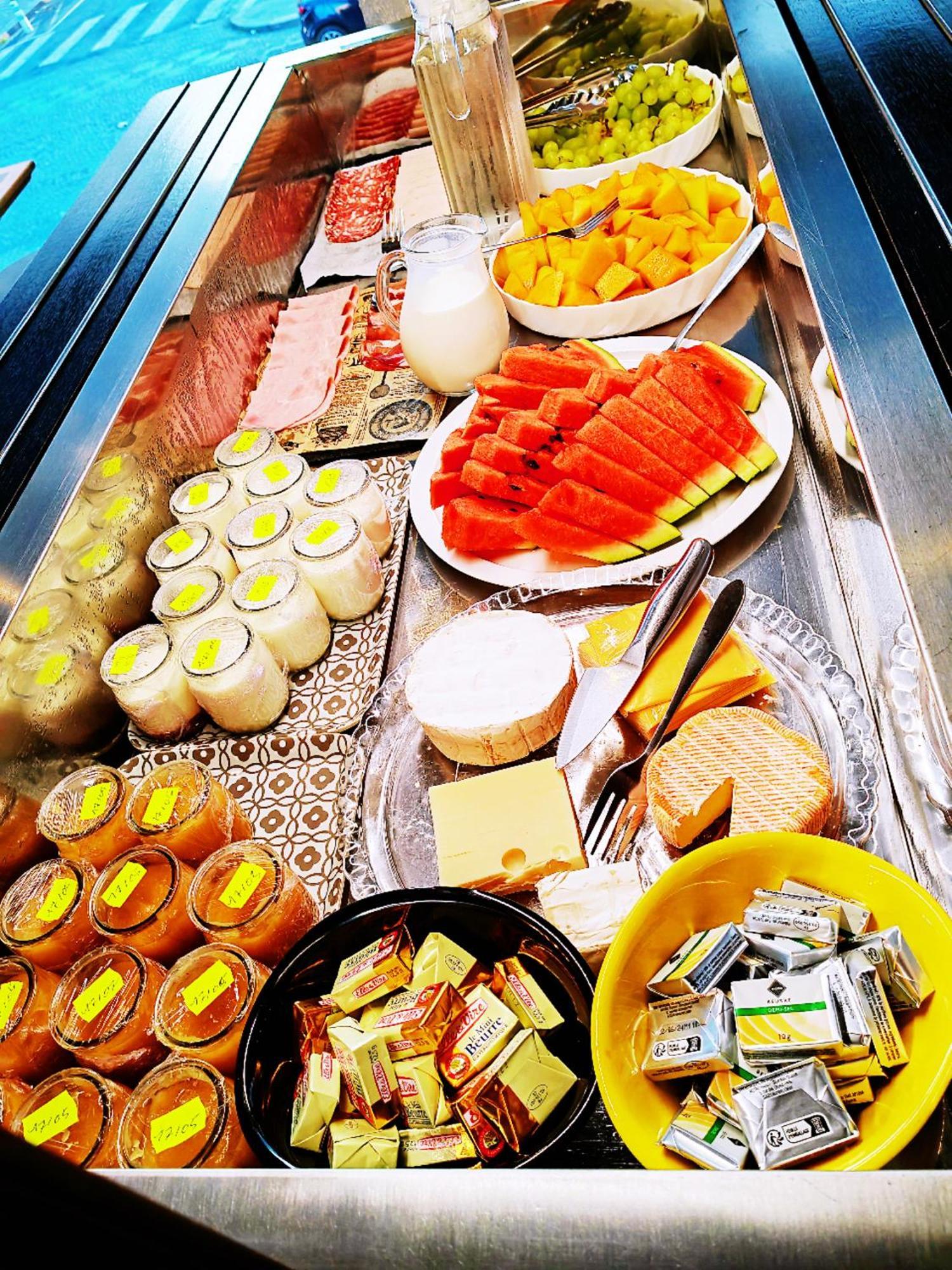Отель Ibis Styles Le Havre Centre Экстерьер фото